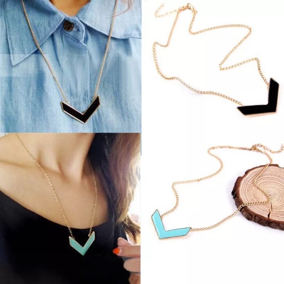 3 for $15 Black & Gold pendant necklace - Picture 2 of 2